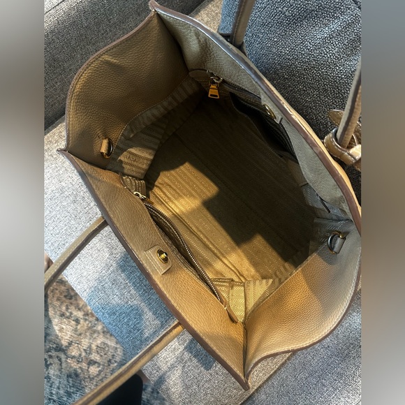 Prada Vitello Daino Front Pocket Bag - Picture 7 of 13